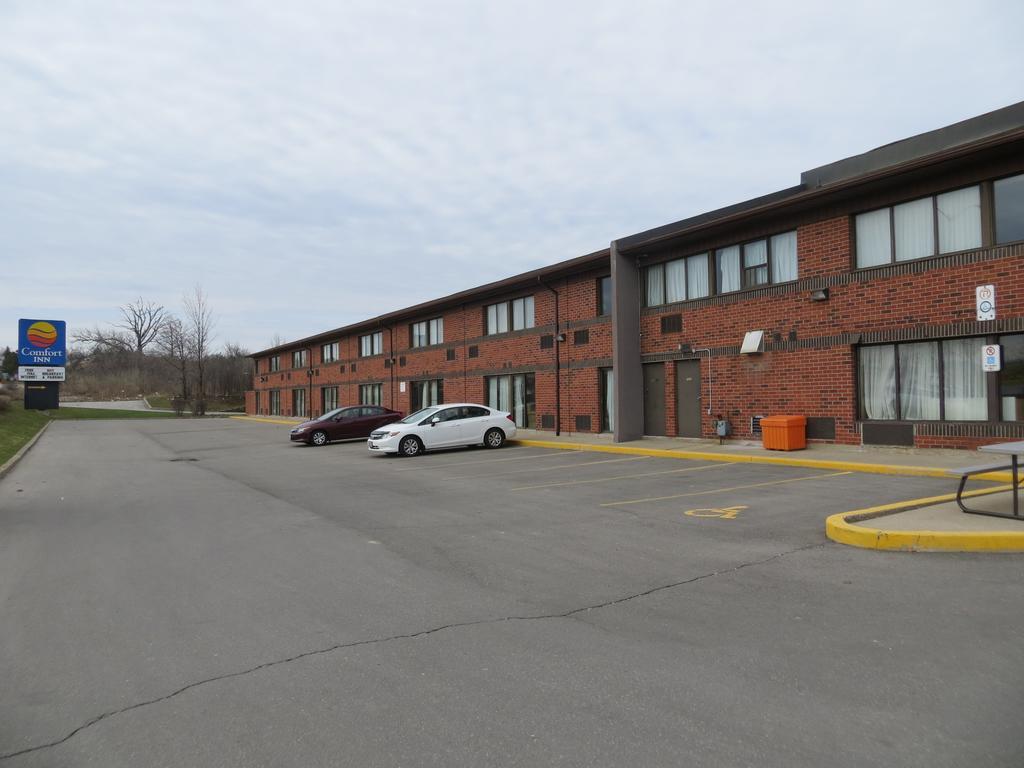 Comfort Inn Meadowvale Mississauga Luaran gambar